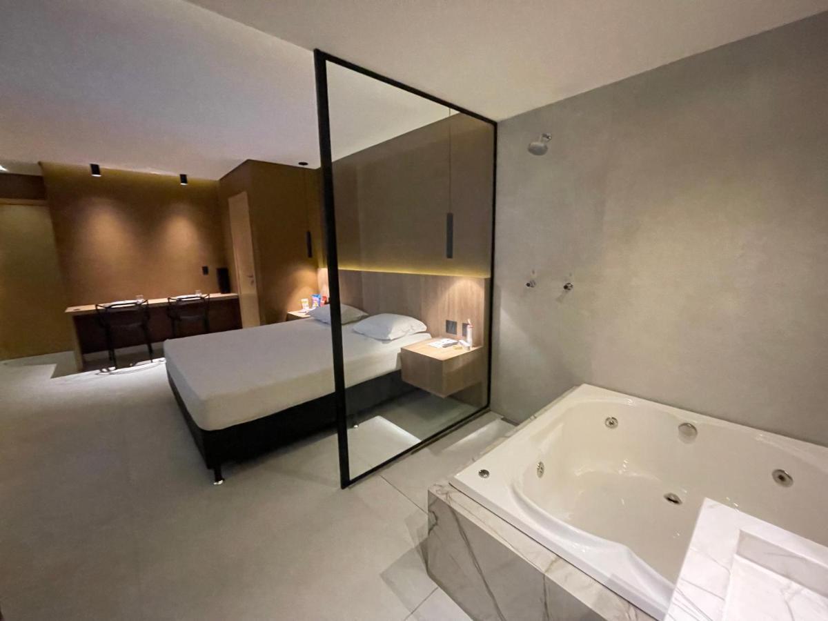 Hotel do amor Up (adults Only) 2*