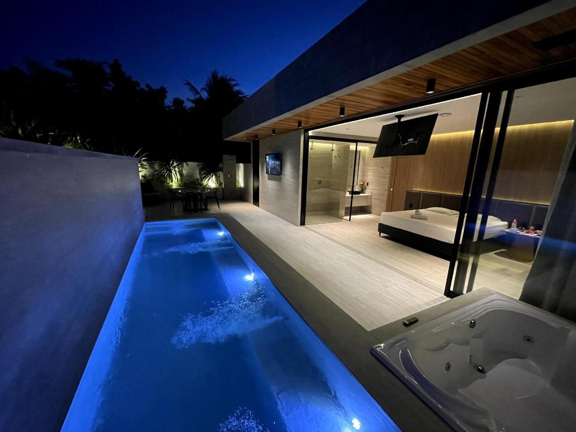 Up (adults Only) Hotel do amor